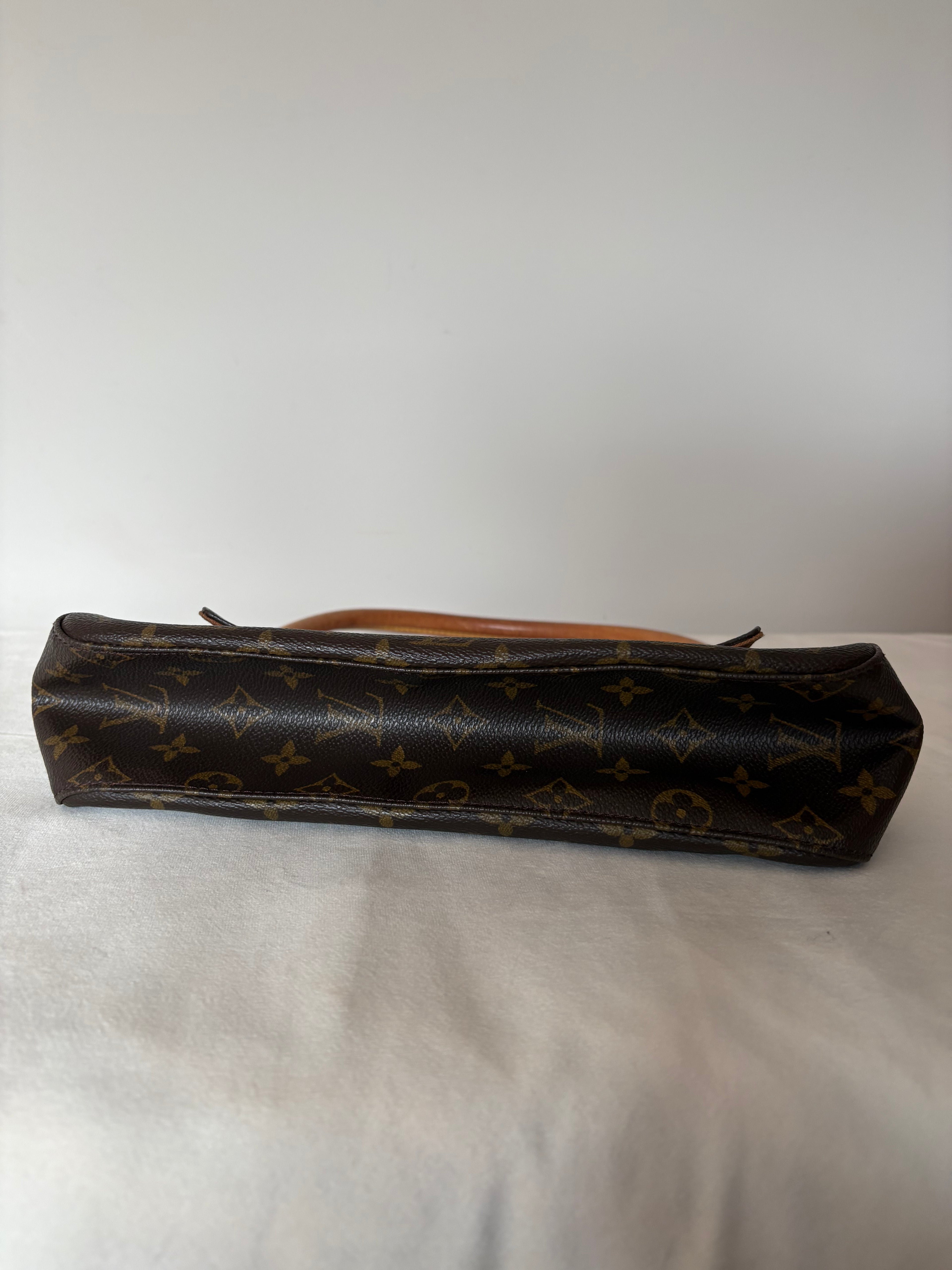 Louis Vuitton Looping mini