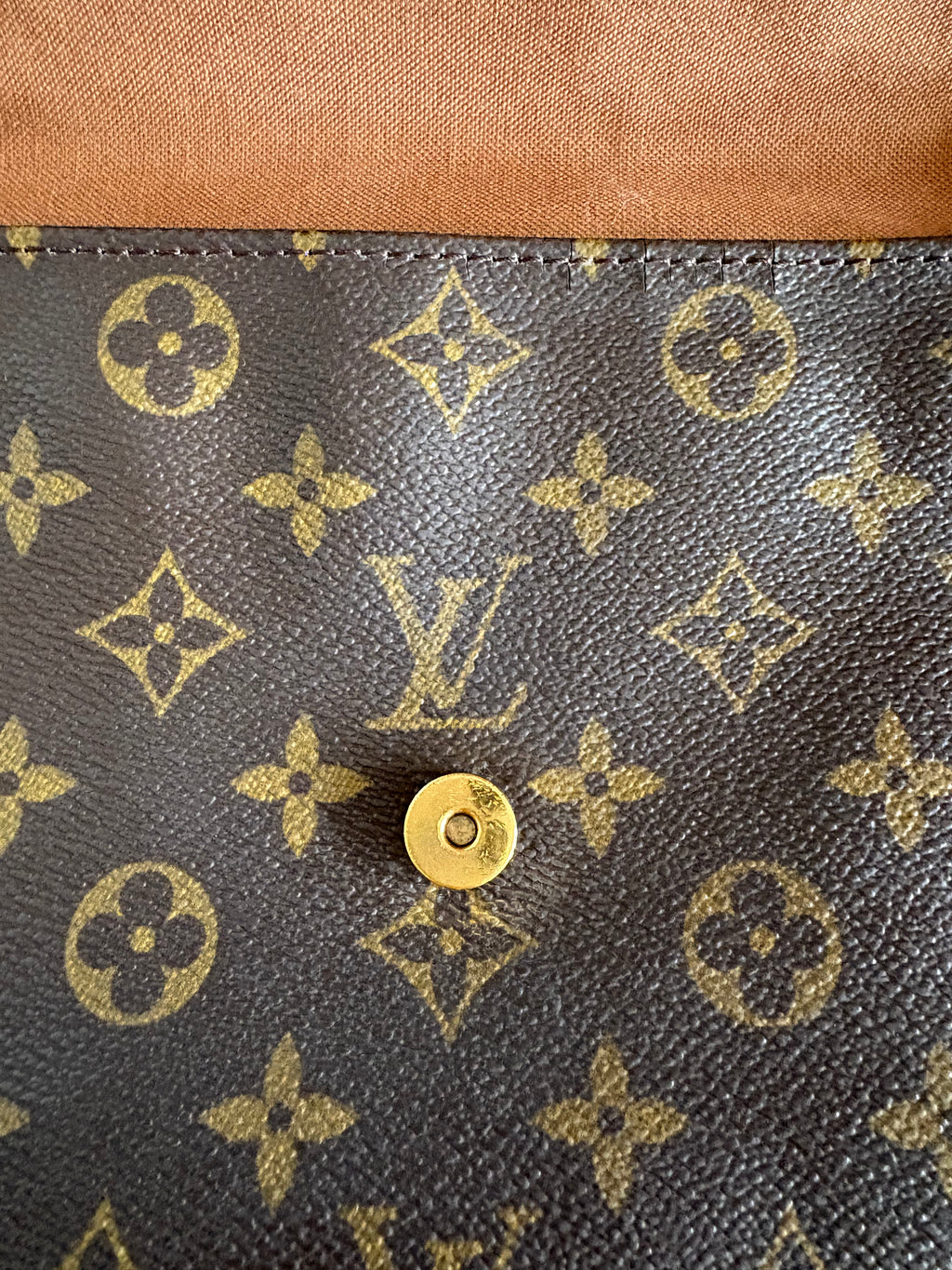 Louis Vuitton Looping mini