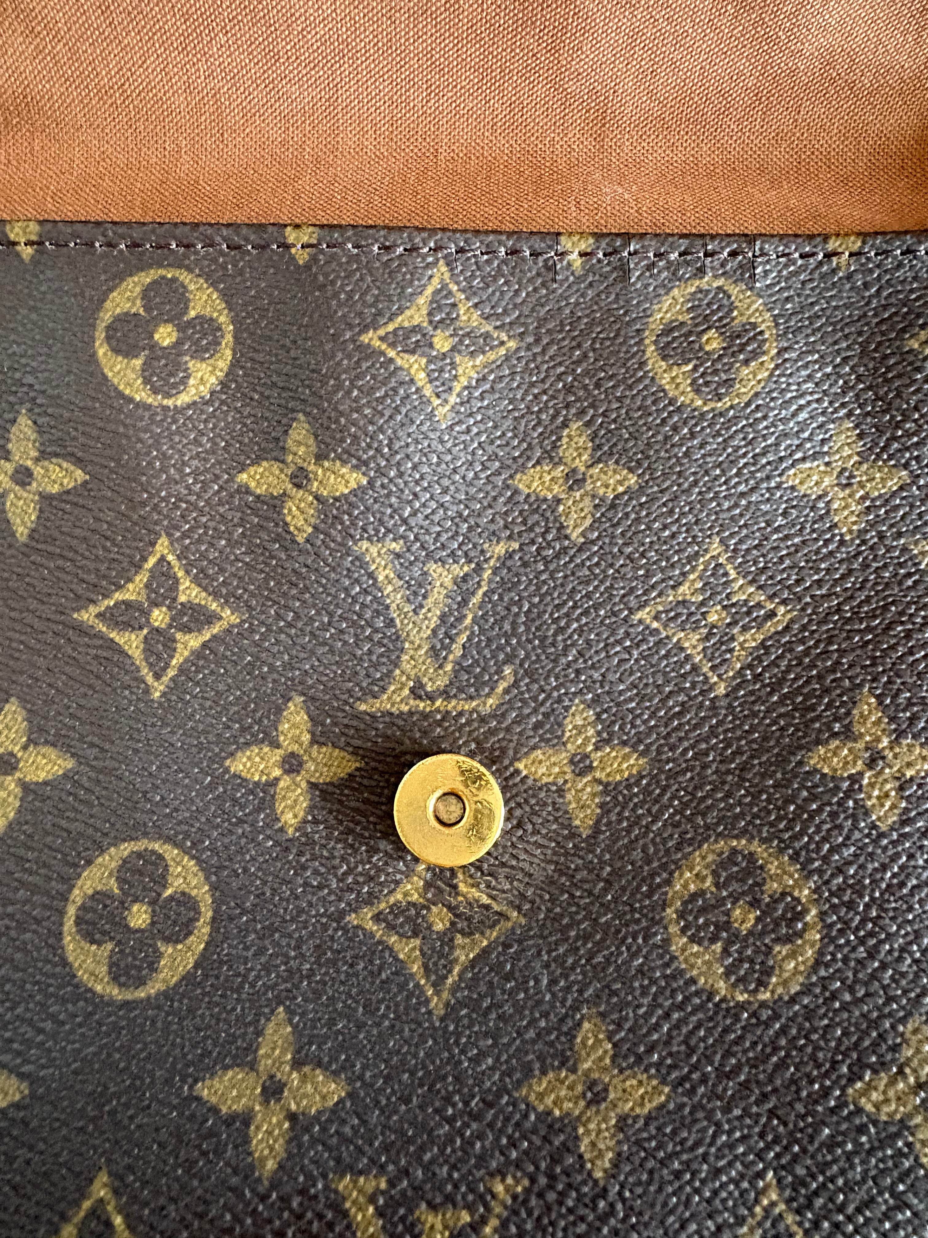 Louis Vuitton Looping mini