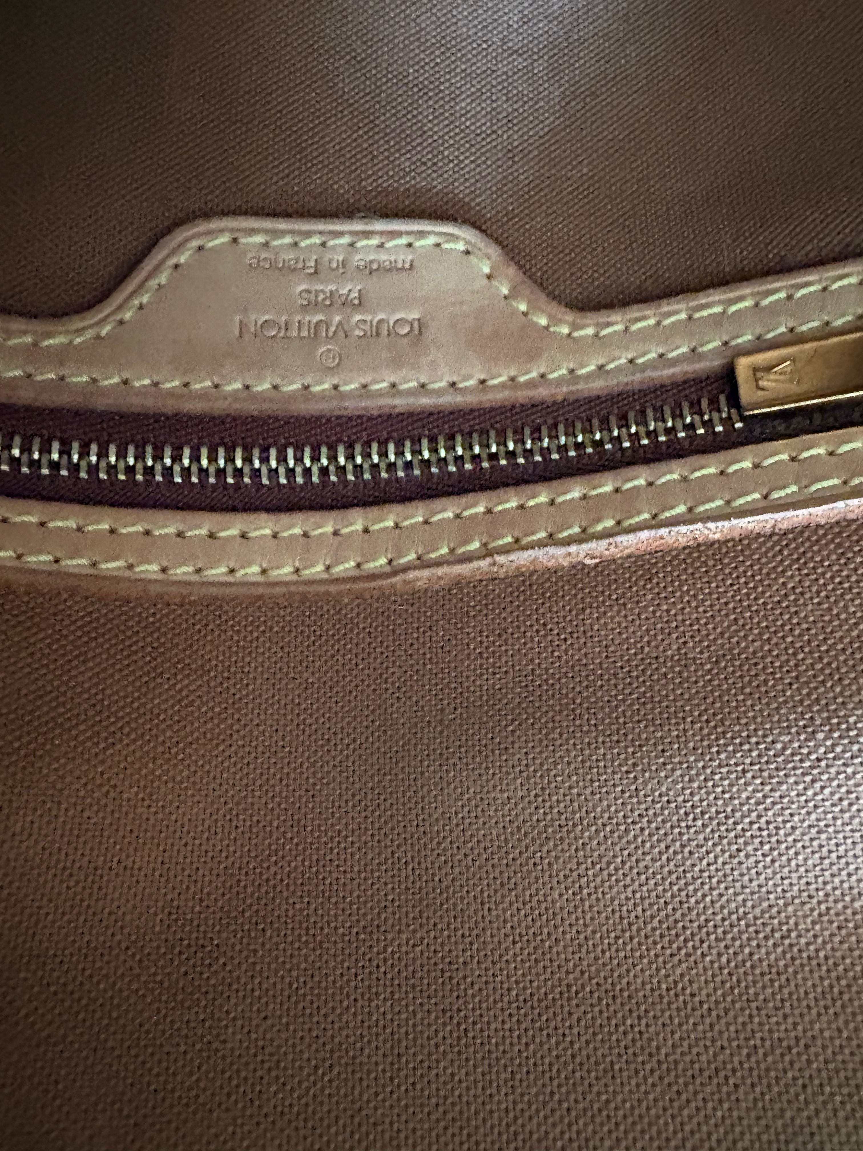 Louis Vuitton Looping mini