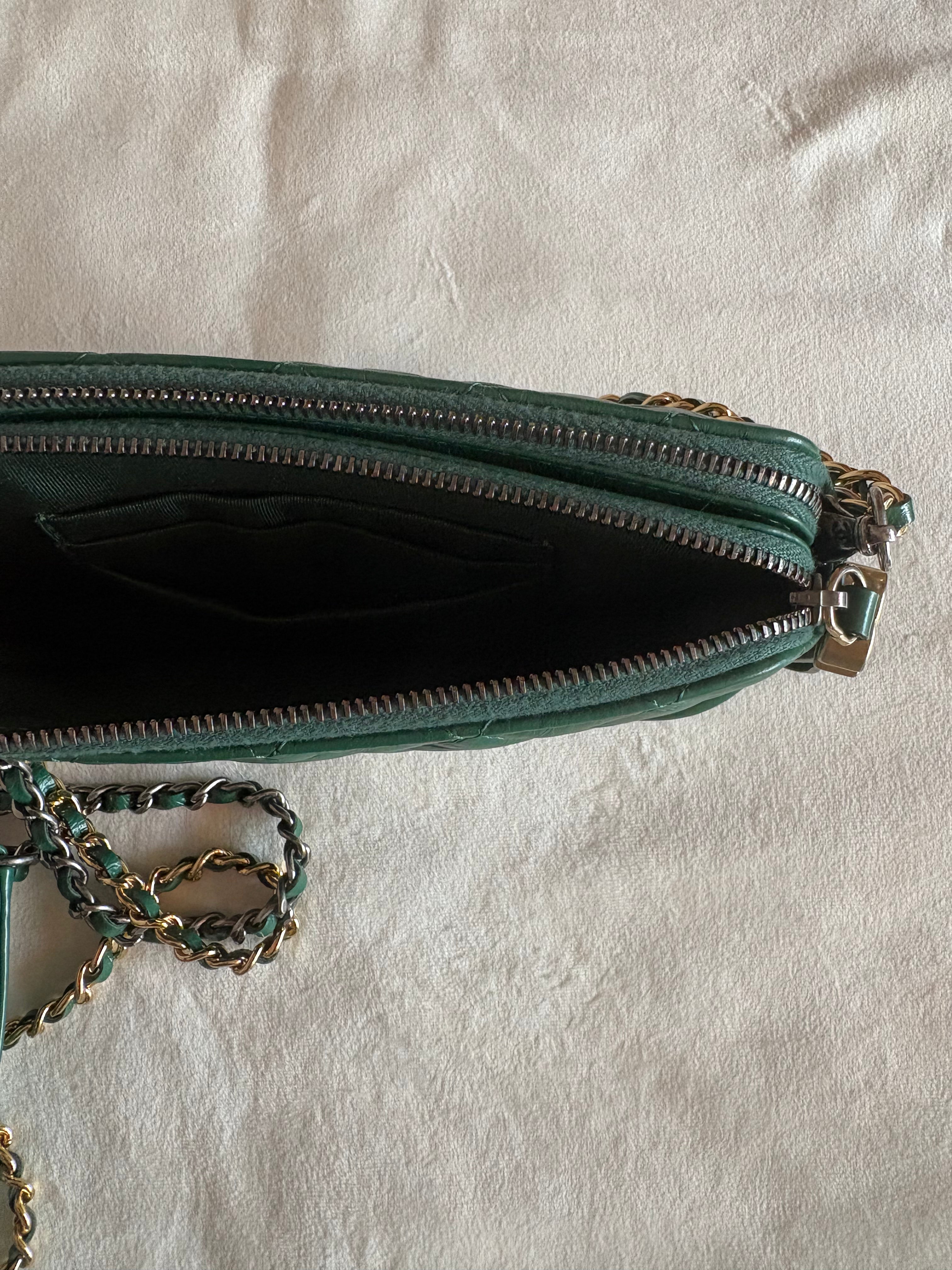 Chanel Matelassé Chain Shoulder Bag Green