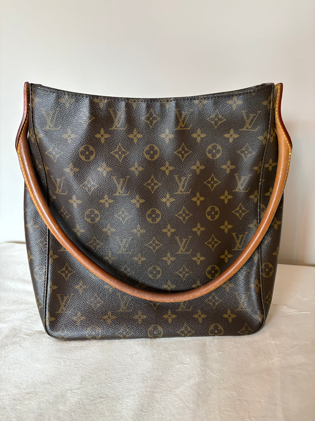 Louis Vuitton Looping GM