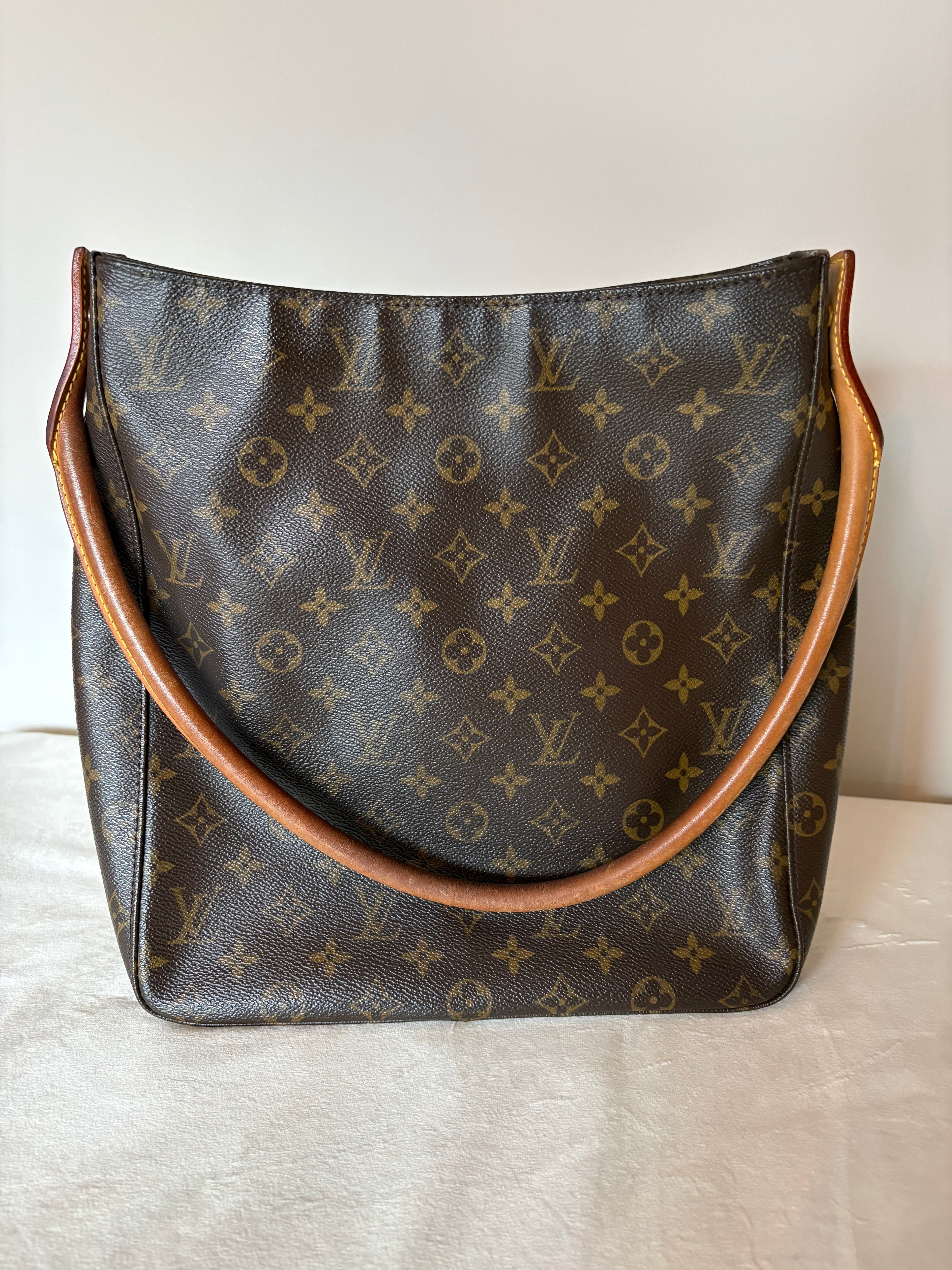 Louis Vuitton Looping GM