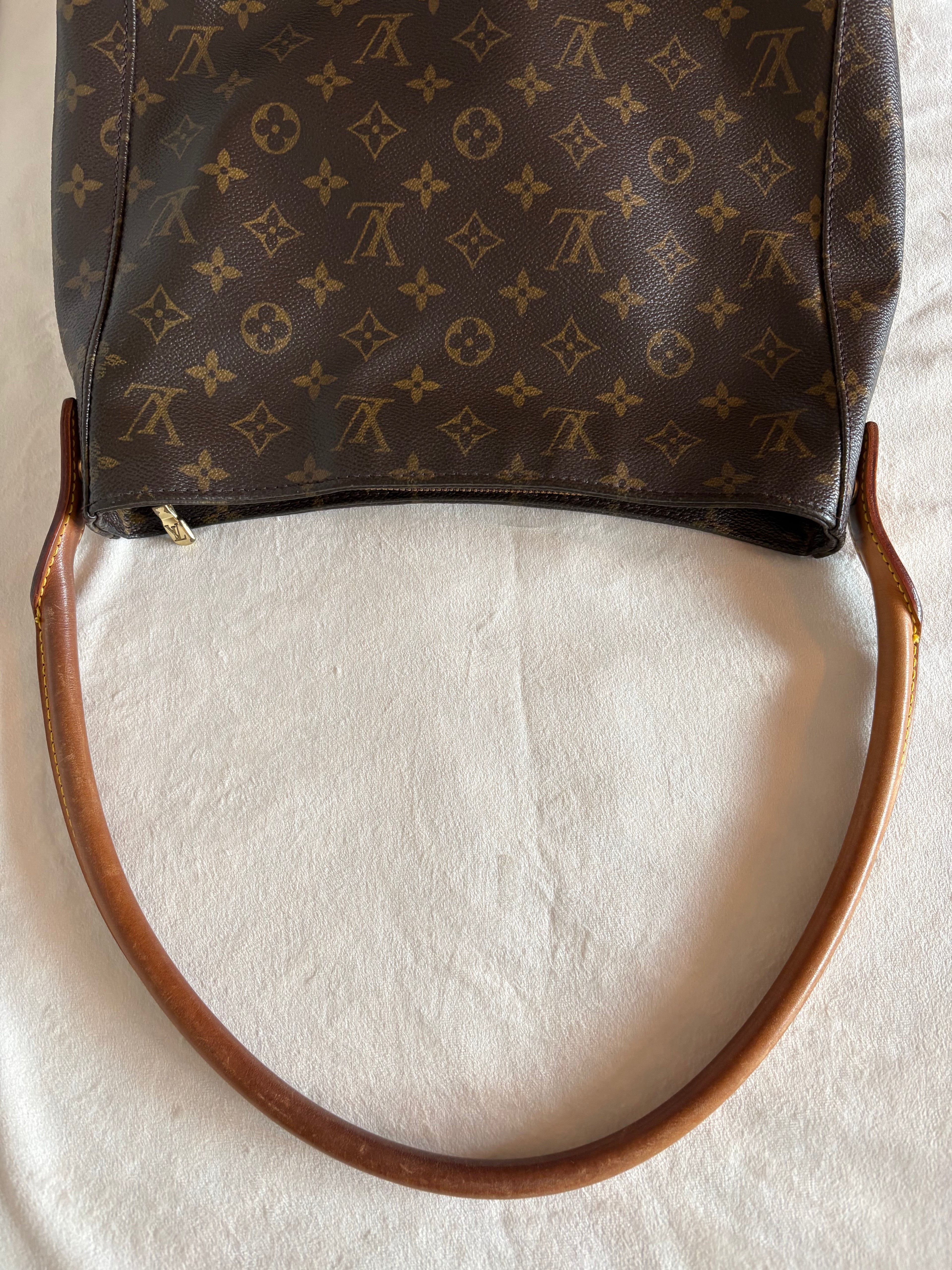 Louis Vuitton Looping GM