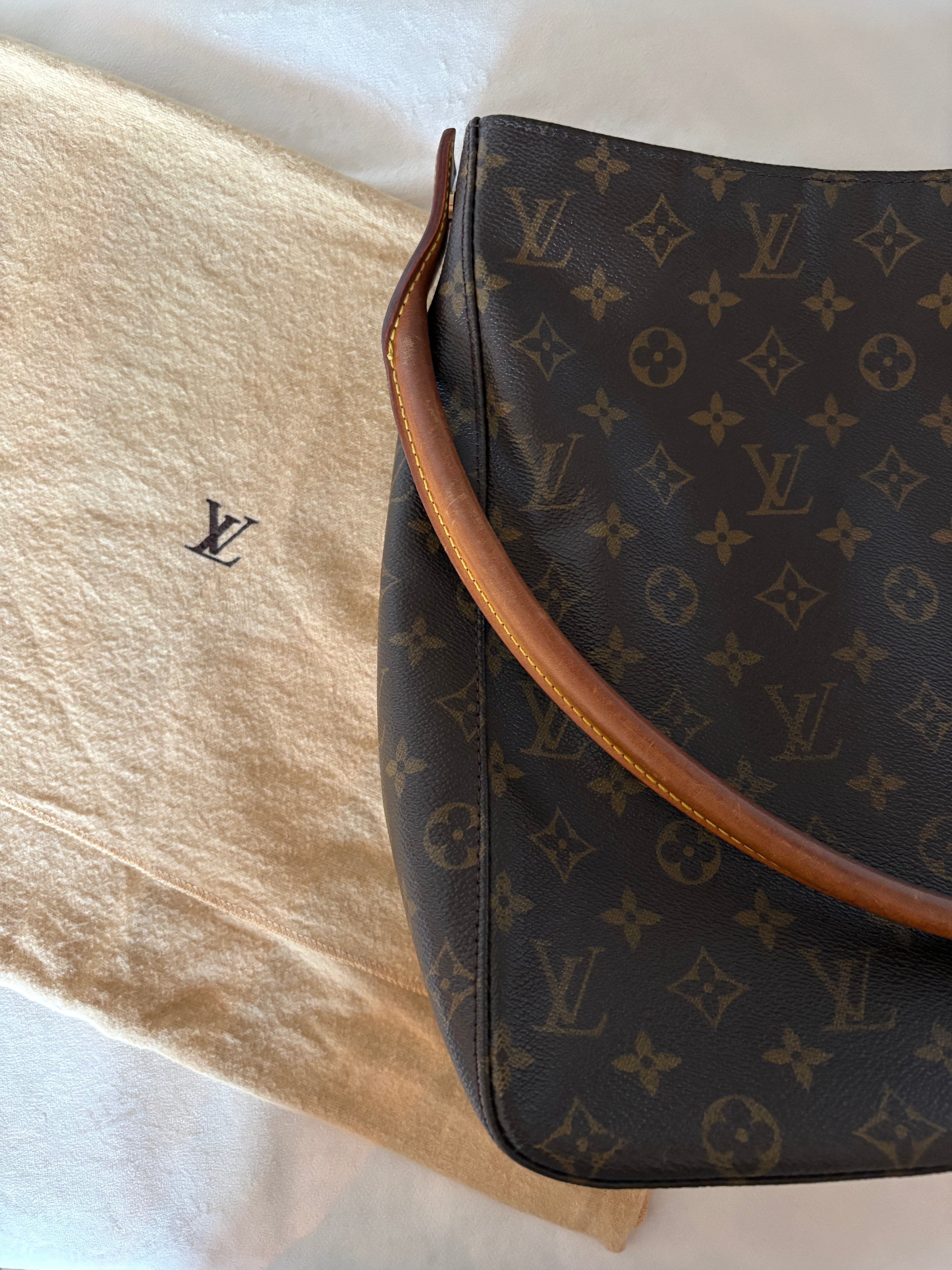 Louis Vuitton Looping GM