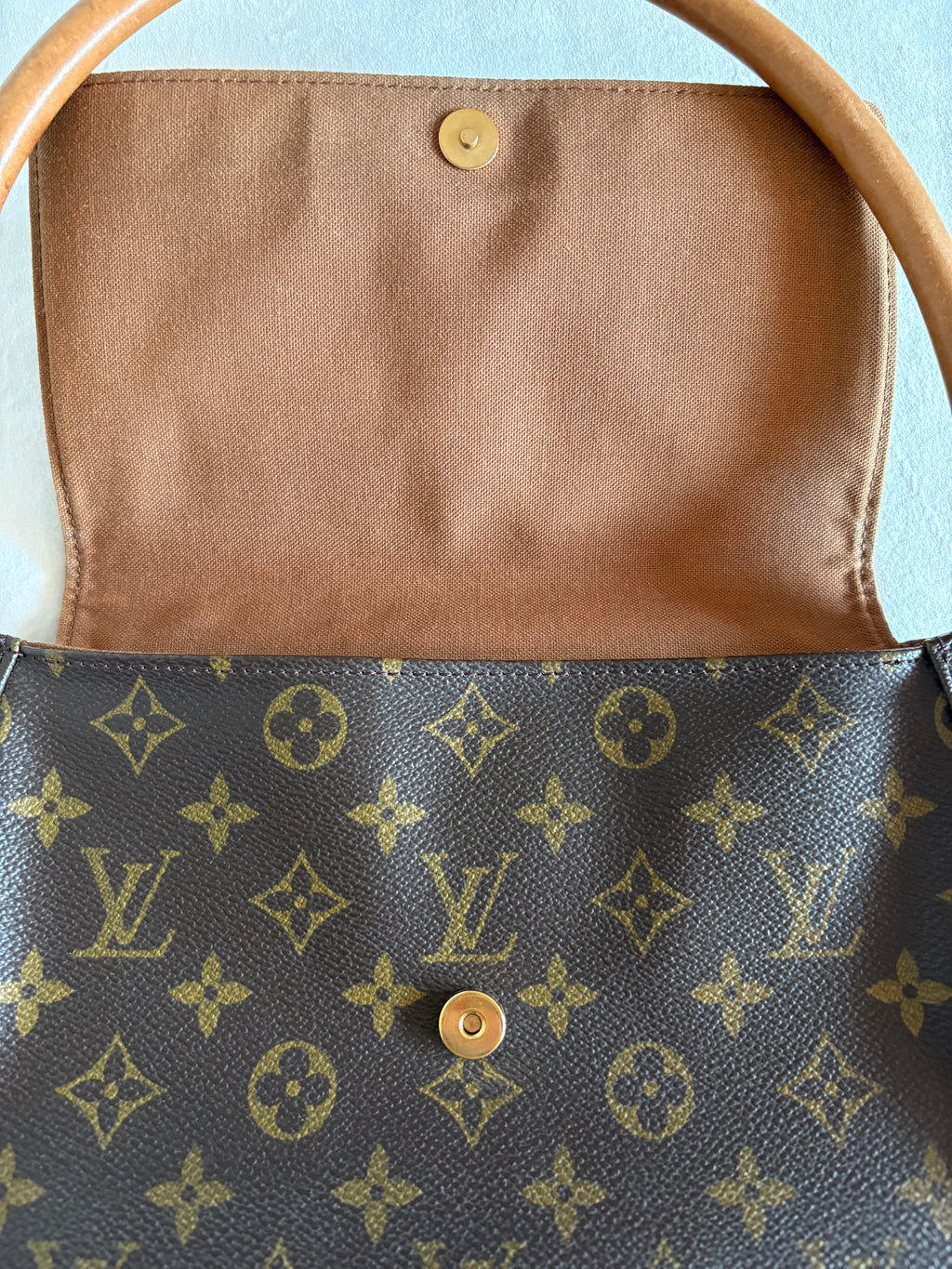 Louis Vuitton Looping mini