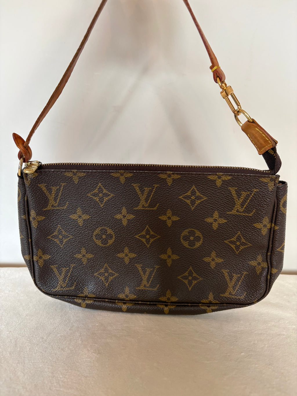Louis Vuitton Pochette