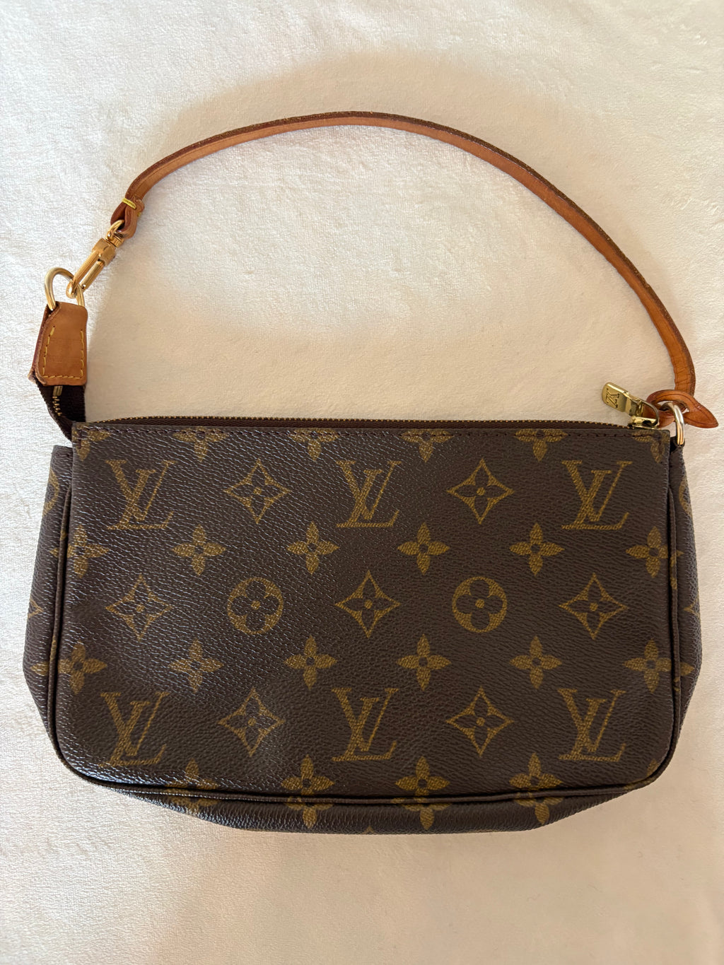 Louis Vuitton Pochette