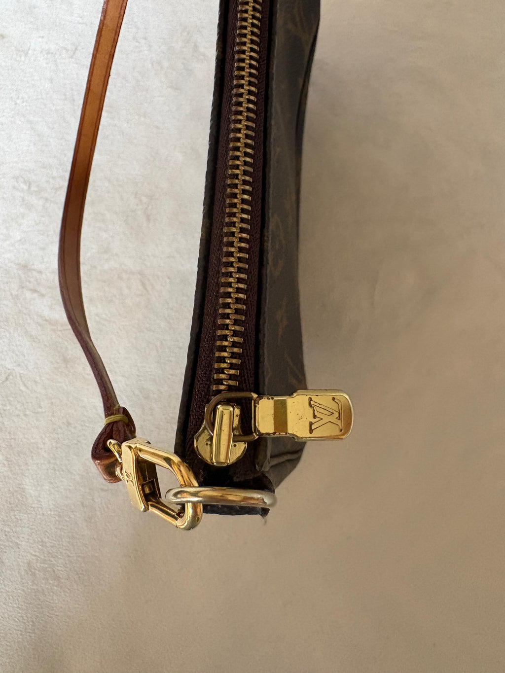Louis Vuitton Pochette