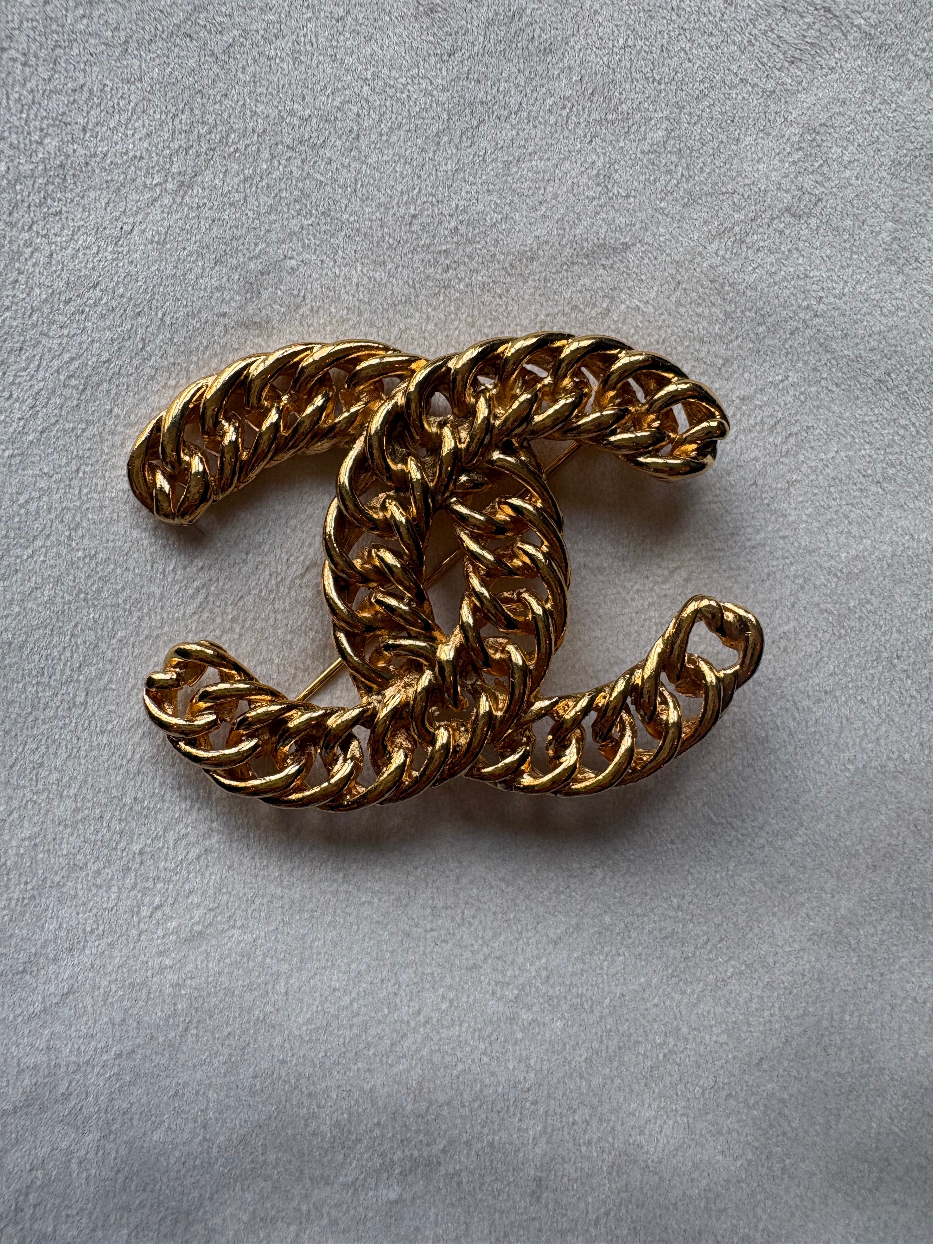 Coco Chanel Mark Broch gold